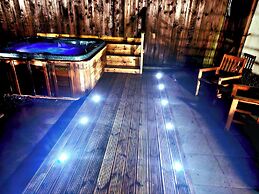 Seaside Bliss Retreat - 5 Bedroom House