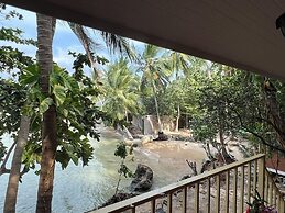 Smiley Bungalows Guesthouse