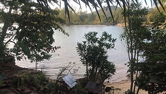 Smiley Bungalows Guesthouse