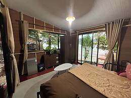 Smiley Bungalows Guesthouse