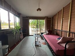 Smiley Bungalows Guesthouse