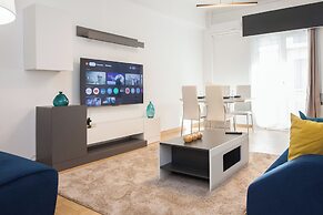 Stylish Renovated 2 Bd Apt in Exarcheia