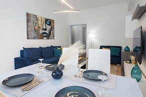 Stylish Renovated 2 Bd Apt in Exarcheia