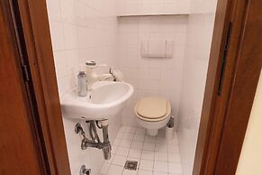 Suite Carla Cozy Apartment in Petrasanta Center