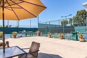 Winners Circle Resort