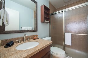 Winners Circle Resort