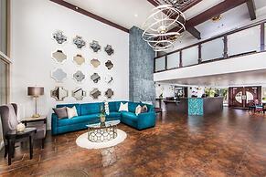 Winners Circle Resort