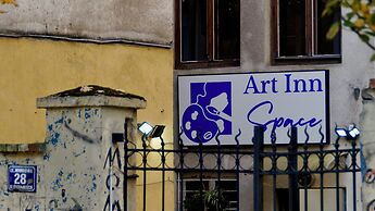 Art Inn Space