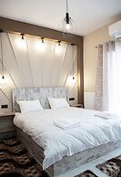 Aurora Breeze Trikala Town