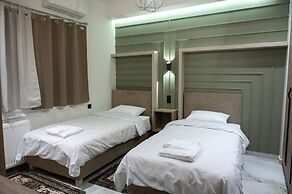 Aurora Breeze Trikala Town