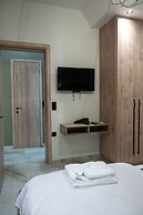 Aurora Breeze Trikala Town