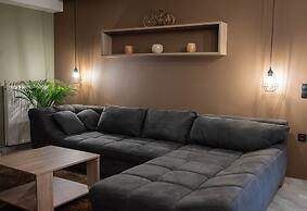 Aurora Breeze Trikala Town