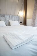 Aurora Breeze Trikala Town