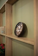 Aurora Breeze Trikala Town