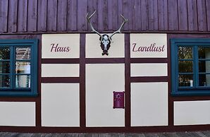 Charming, Restored Holiday Home in Wendorf