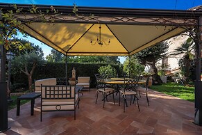 Ely Apartment In Villa Wifi Pisa