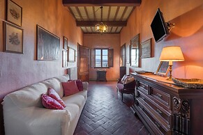 Ely Apartment In Villa Wifi Pisa