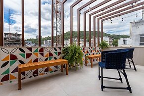 Cosy a few Steps From Copacabana Beach Q16
