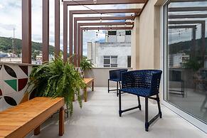 Cosy a few Steps From Copacabana Beach Q16