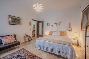 Master Clod Guest House