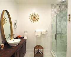 #1 Beach Estate Las Olas Beach Best Location