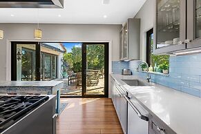 #1 Beach Estate Las Olas Beach Best Location