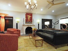 #1 Beach Estate Las Olas Beach Best Location