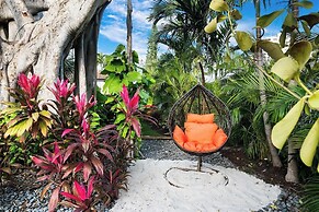 #1 Beach Estate Las Olas Beach Best Location