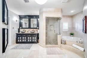 50% off 5BR Luxury Mins to Las Olas, Shops & Beach