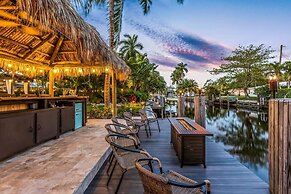 50% off New Waterfront Oasis Mins Beach, Eats, Shop