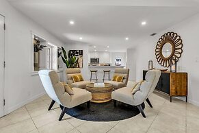 50% off New Waterfront Oasis Mins Beach, Eats, Shop