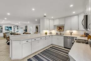 50% off New Waterfront Oasis Mins Beach, Eats, Shop