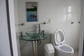 HOTEL CALLE 8