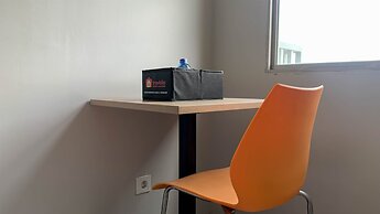 Cozy Studio at Belmont Residence Puri Apartment