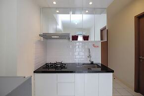 Modern Look 2BR at Podomoro Golf View Apartment