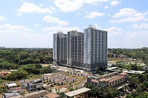 Spacious and Good 2BR at Podomoro Golf View Apartment