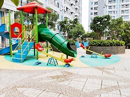 Homey and Simple Studio at Tanglin Supermall Mansion Apartment