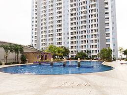 Homey and Simple Studio at Tanglin Supermall Mansion Apartment