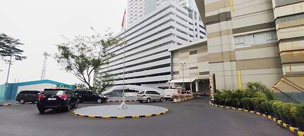 Homey and Simple Studio at Tanglin Supermall Mansion Apartment