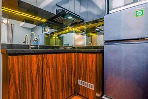 Nice and Modern 2BR at Podomoro Golf View Apartment