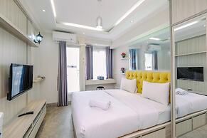 Homey Studio Room at Podomoro Golf View Apartment