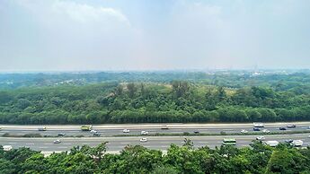 Comfy Stay 2BR at Podomoro Golf View Apartment