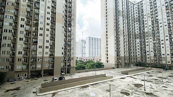 Comfortable and Nice 2BR Apartment at Podomoro Golf View