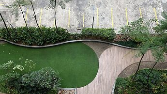 Best Choice and Homey 2BR Podomoro Golf View Apartment