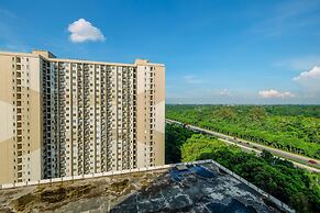 Warm and Cozy Design Studio at Podomoro Golf View Apartment