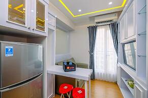 Fancy and Nice 2BR Apartment at Podomoro Golf View