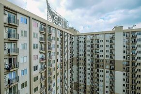 Fancy and Nice 2BR Apartment at Podomoro Golf View