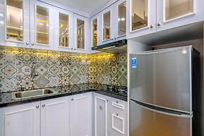 Fancy and Nice 2BR Apartment at Podomoro Golf View