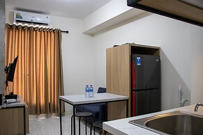 Comfort 2BR at 28th Floor Podomoro Golf View Apartment