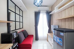 Modern and Cozy 2BR Podomoro Golf View Apartment